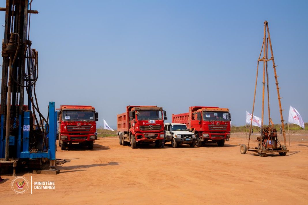 Lancement officiel des activités de prospection géologique du Projet MICKA (Mines de Cuivre du Kasaï). Lancement officiel des activités de prospection géologique du Projet MICKA (Mines de Cuivre du Kasaï).